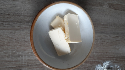 butter in schuessel 