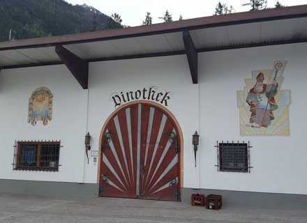 In Vino Veritas – Weinverkostung bei Vino Ribis